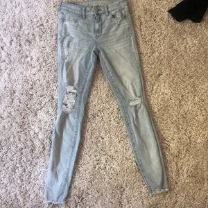 american eagle ripped jeans